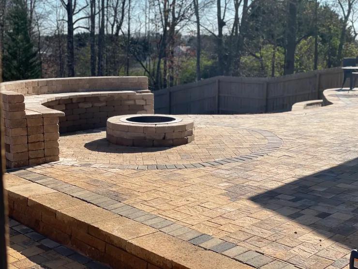 Hardscaping & Retaining Walls